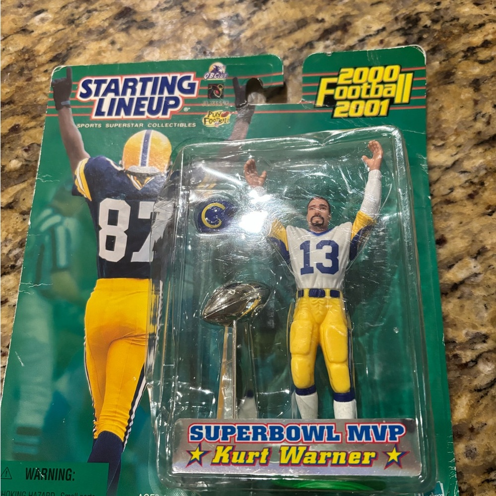 Starting Lineup Kurt Warner Action Figure
NFL
Saint Louis Rams
Super Bowl